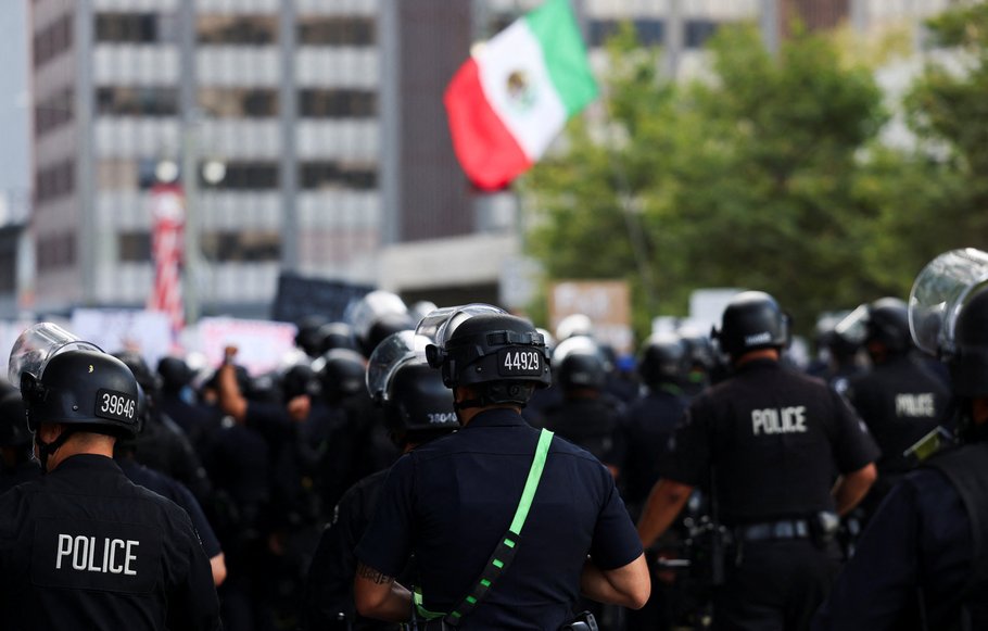 REUTERS / AUDE GUERRUCCI