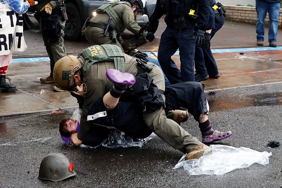 REUTERS/JOHN RUDOFF