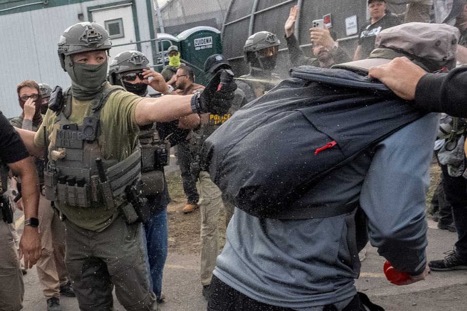 REUTERS/David “Dee” Delgado