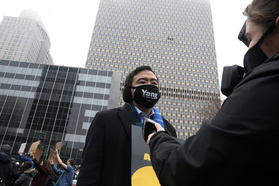 MediaPunch /IPX via AP Photo