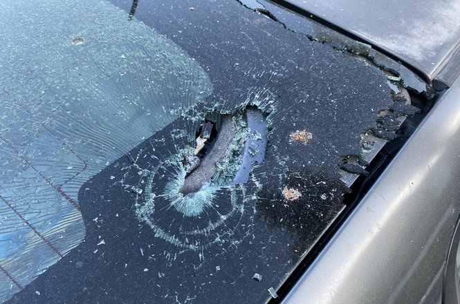 While covering a May 30, 2020, protest in Los Angeles, independent journalist Tina-Desiree Berg says law enforcement pushed her and later shattered the window of her car with rubber bullets. (COURTESY TINA-DESIREE BERG VIA TWITTER) Berg_assault_0530_CA