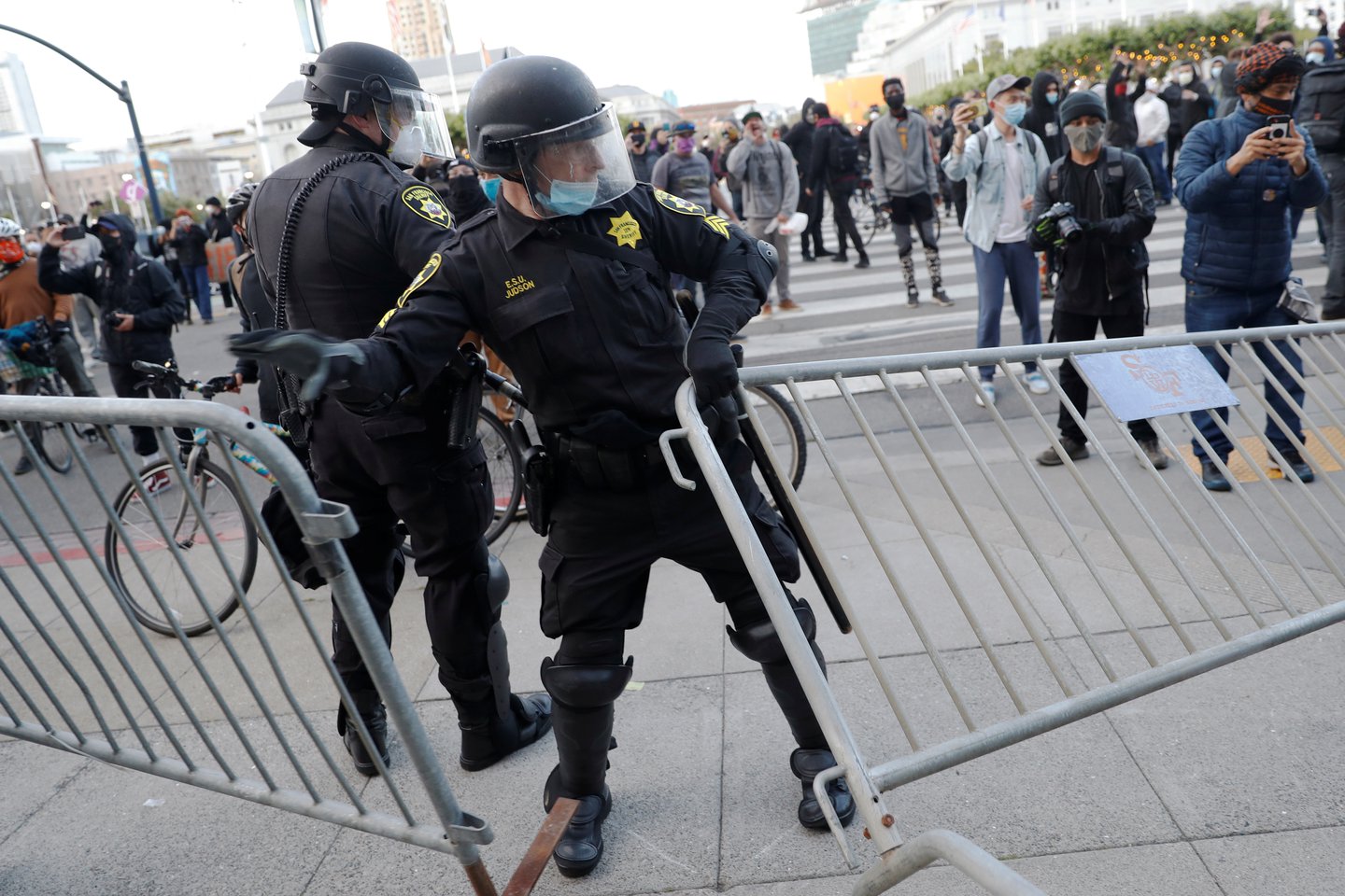 Casteneda_arrest_0531_SF.JPG
