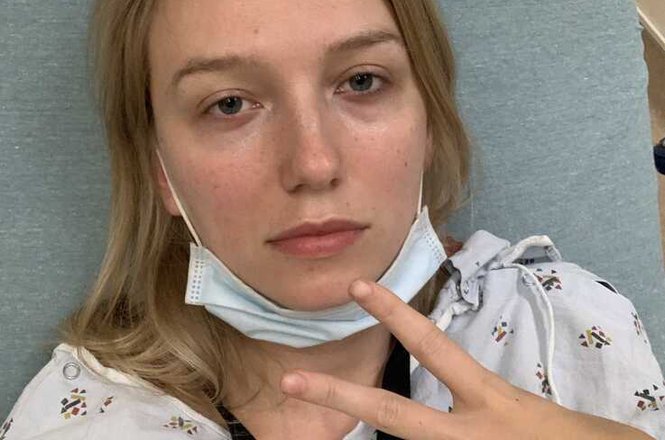 Khrystyna Shevchenko, a Voice of America video journalist, was injured by an unknown assailant while covering protests in Santa Monica, California, on May 31, 2020. (VOA/KHRYSTYNA SHEVCHENKO) Shevchencko_assault_0531_CA.jpeg